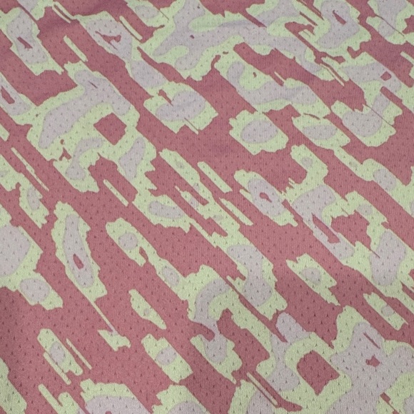 Crop Top - Picture 3 of 4